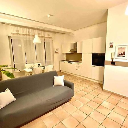 Appartamento cozy in super centro! Asti Esterno foto